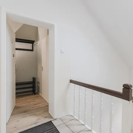 Stilvolle Ferien-und Monteurunterkunft *